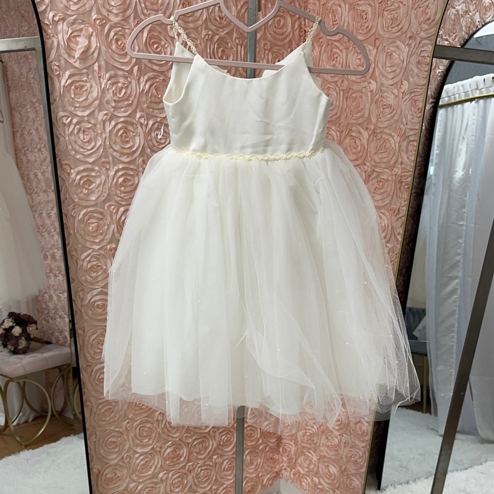 Elegant White Tulle Kids Dress
